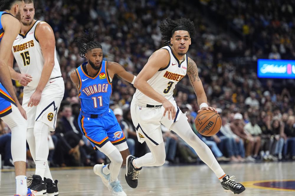 随即被队医 随即被队医