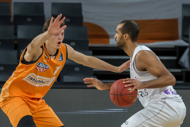 章泽天打网 章泽天打网